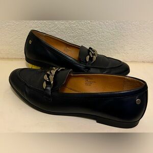 White Mountain Loafers. Size 7 1/2 M.